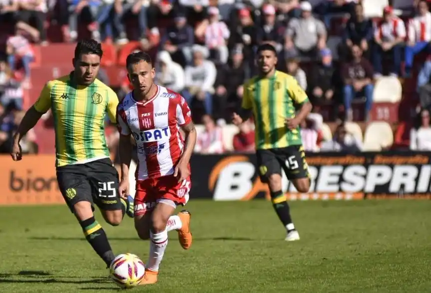 Aldosivi cayó en su debut y dejó una pobre imagen