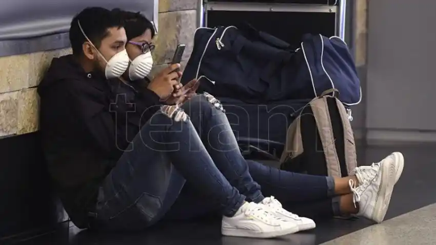 Por la suba de contagios, Aerolíneas Argentinas podría reprogramar sus vuelos