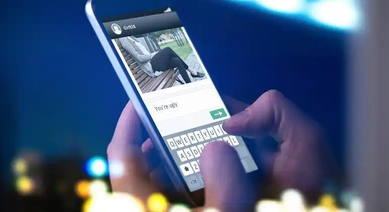 El hombre (o la mujer) invisible ataca