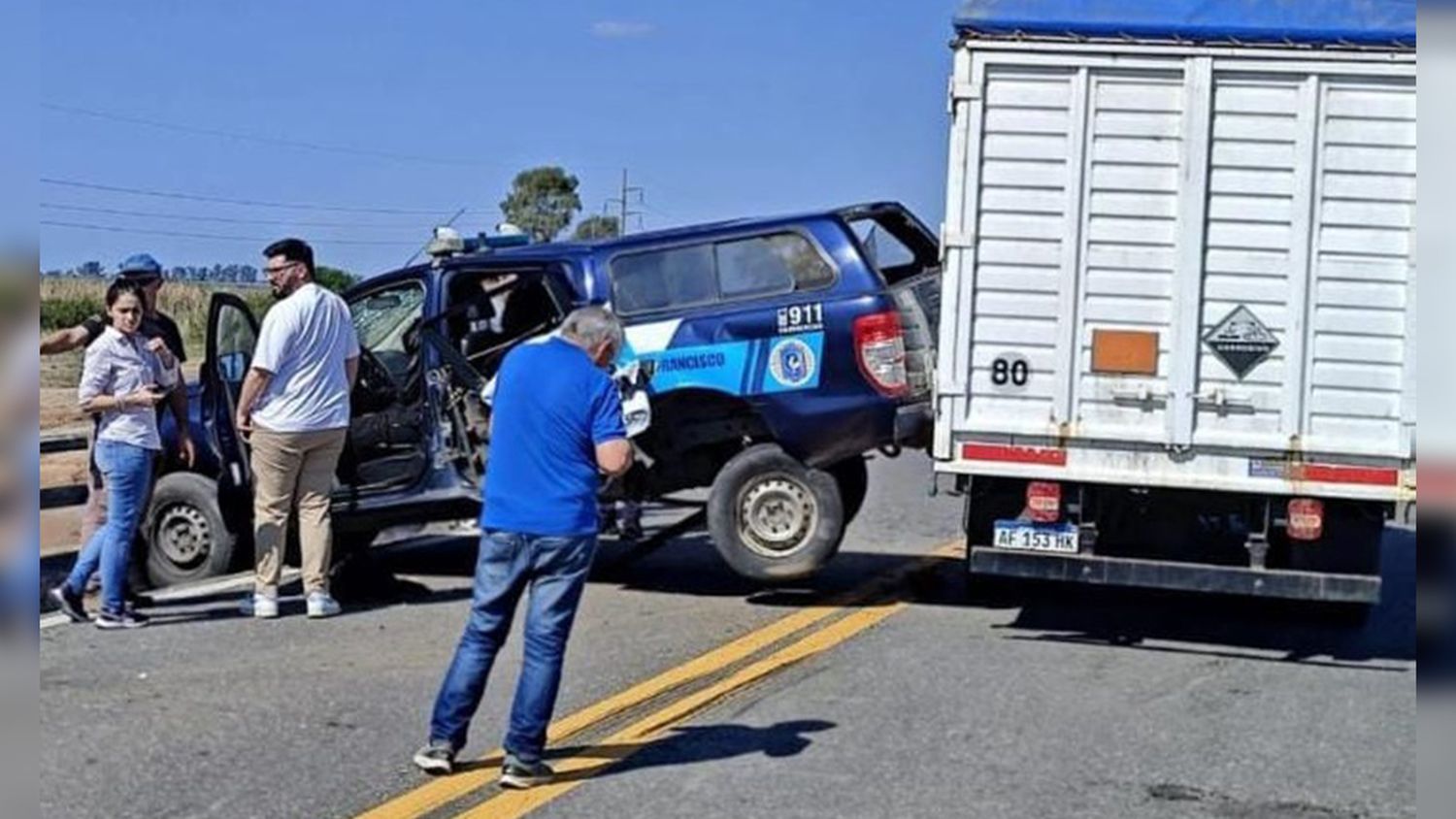 Triple choque en la ruta 19 involucró a móvil policial, camión y maquinaria agrícola