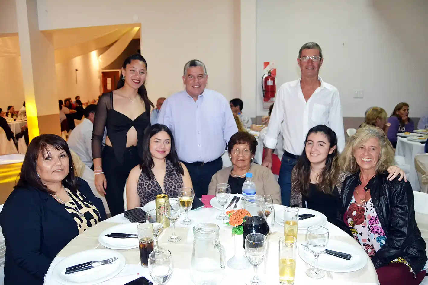 El CUECG celebró el 107 aniversario y el "Día del Empleado de Comercio"