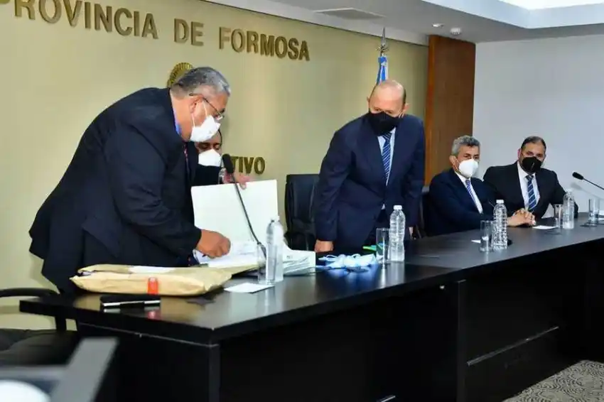 Se conocieron las ofertas de la licitación para la construcción de 480 viviendas en 6 localidades