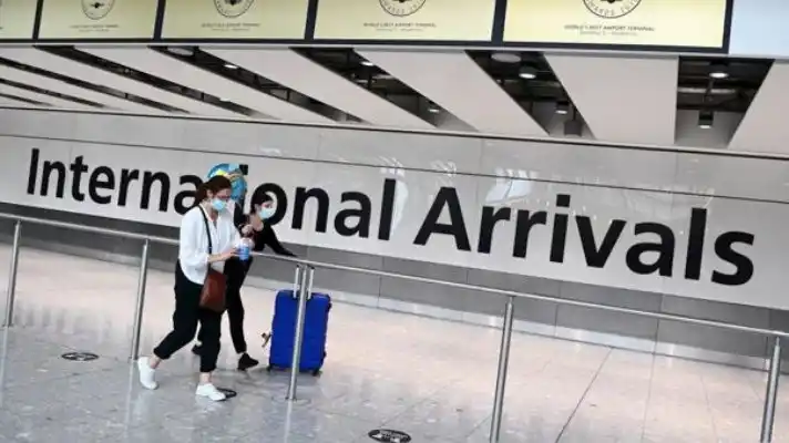 A LA OMS LE PARECE EXAGERADO: Europa cierra puertas a viajeros de Sudáfrica por nueva variante de Covid-19