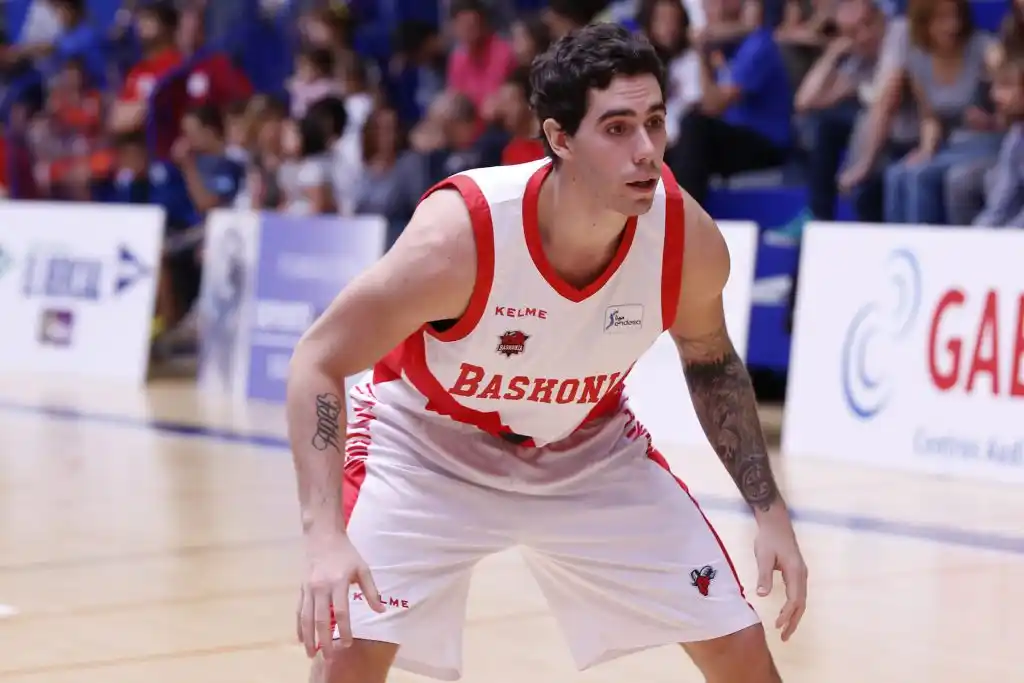 Luca Vildoza, "ansioso" por arrancar la temporada en España