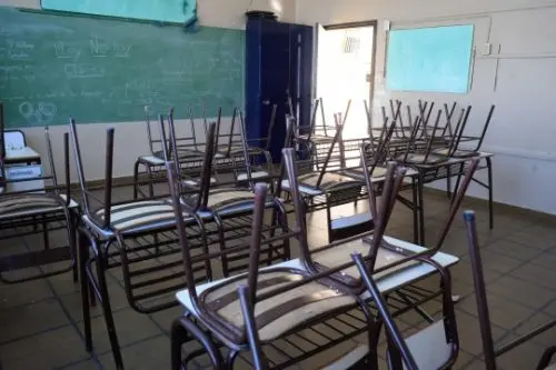 Docentes bonaerenses cumplen segundo día de paro y los convocan tras la medida