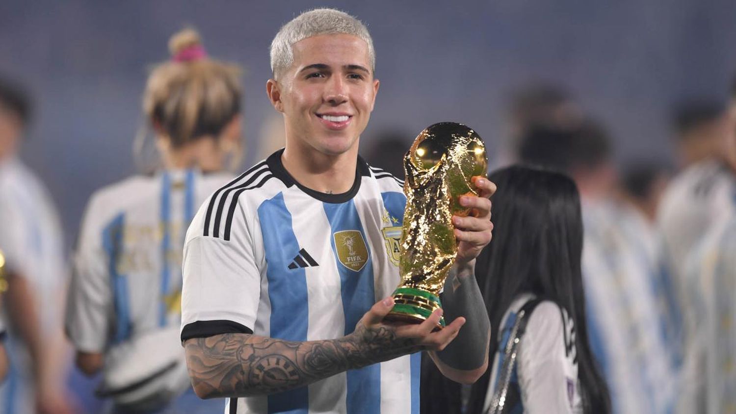 Enzo Fernández: "Todos queremos que Scaloni se quede"