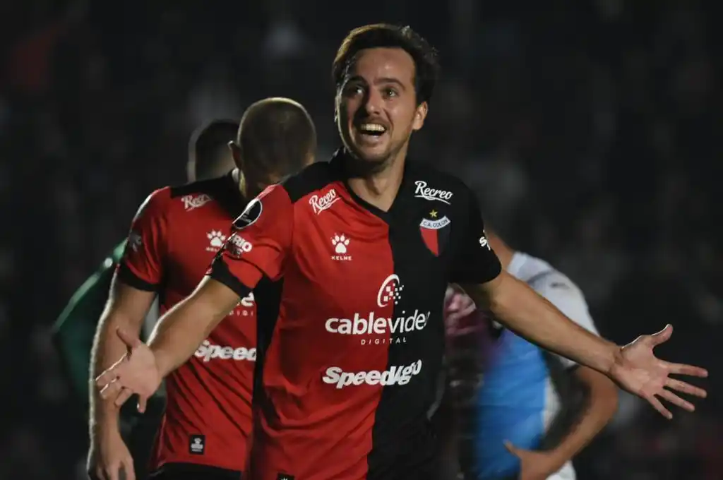 2 – 1 en la previa de su aniversario: Colón le ganó a Cerro Porteño y es puntero