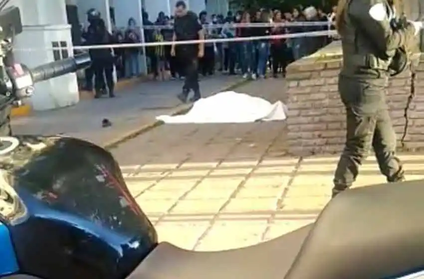La violencia no para en Rosario: ejecutaron a balazos a un joven en Ovidio Lagos al 2800