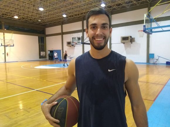 Felipe Sánchez regresó a Náutico para jugar el Provincial de Mayores