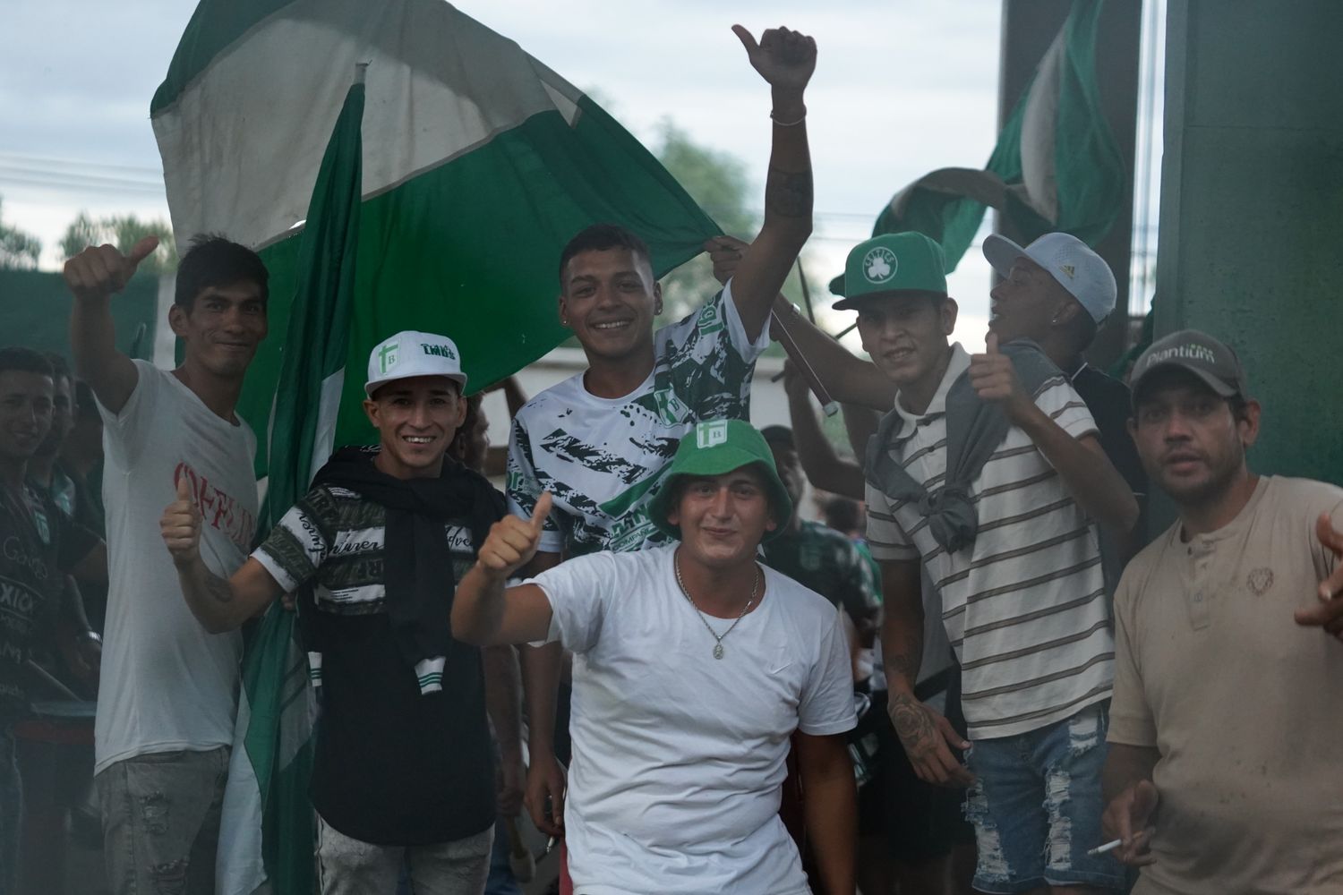 Los hinchas preparan un recibimiento a la altura de las circunstancias.