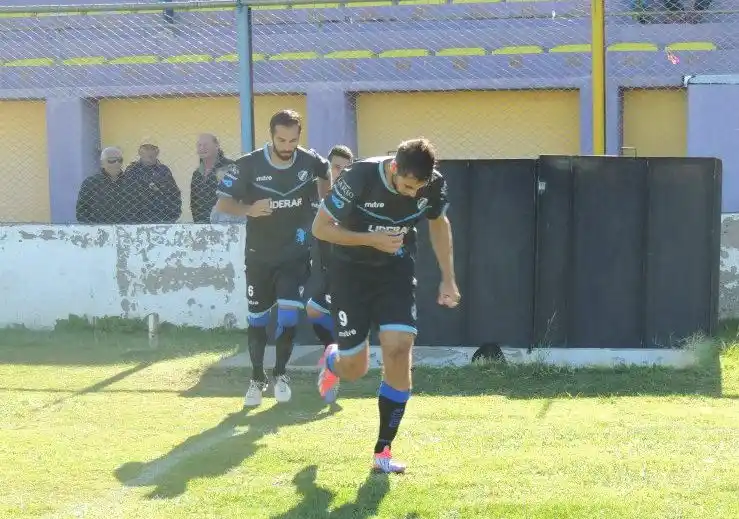 “La victoria fue justa, controlamos el partido”
