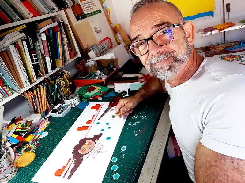 El ilustrador Istvan Schritter se sube al Bibliomóvil