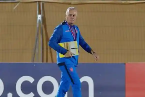 Alfaro lleva al TAS a la Federación Ecuatoriana