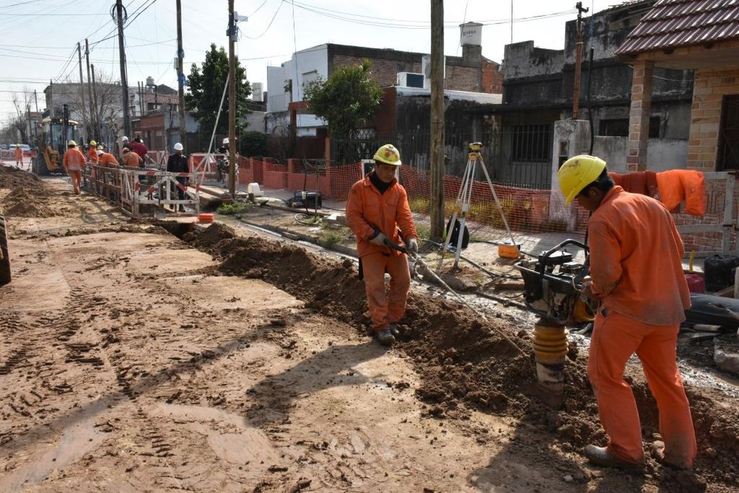 AySA avanza con obras de cloacas en Lanús