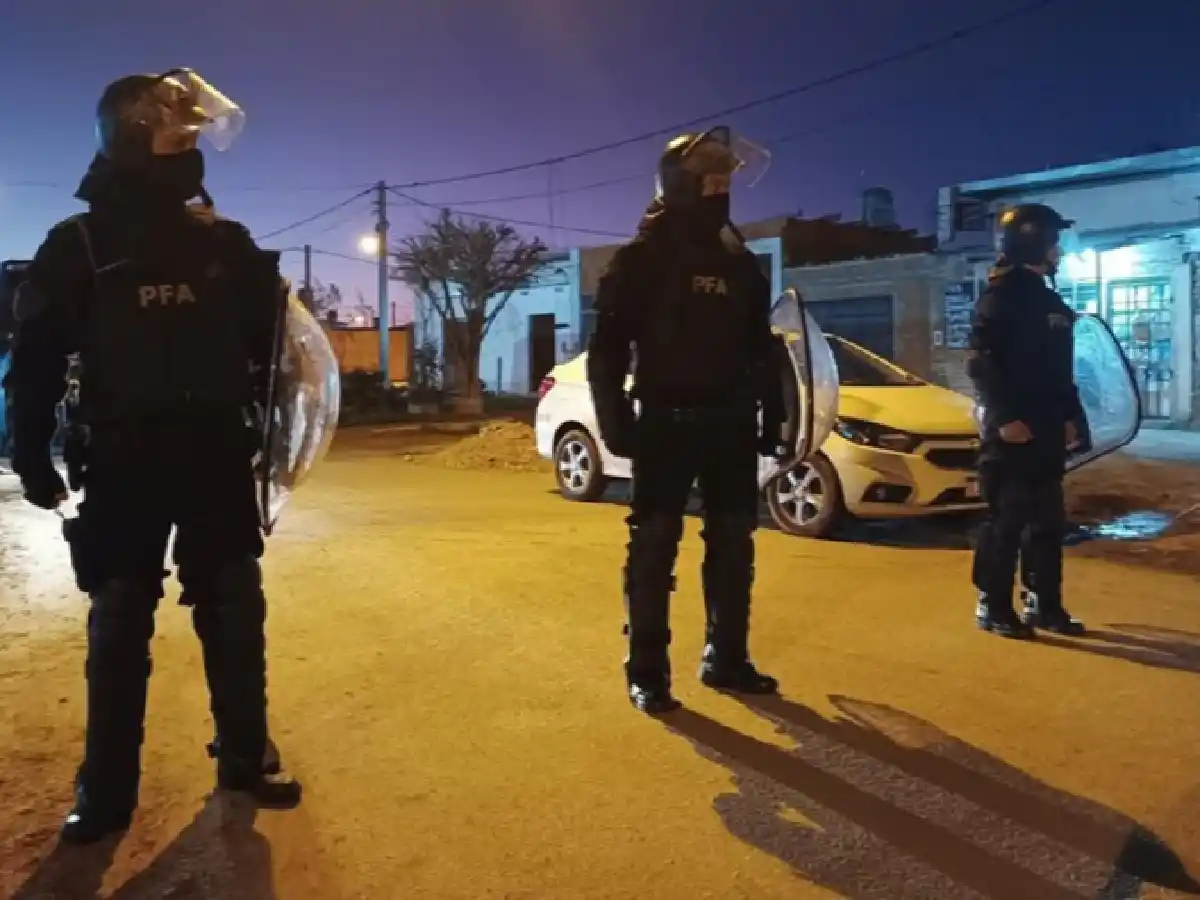 Desbarataron una banda narco regenteada desde la cárcel por el fundador de "Los Monos"