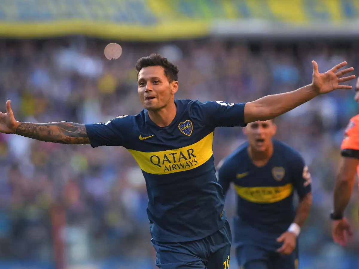Boca ganó con dudas y certezas