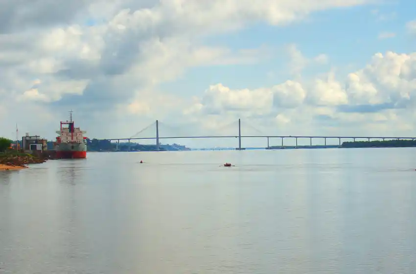 Dorrego y el río: tensión luego de que otro joven cayera por la barranca