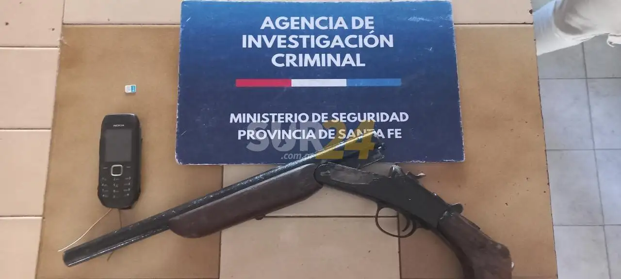 Allanan vivienda de barrio Malvinas Argentinas y secuestran un arma