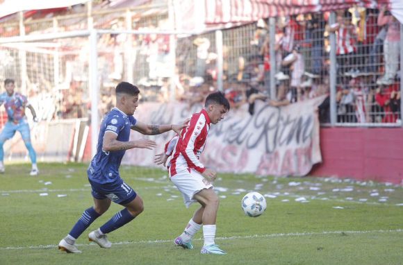 Con polémica en Tucumán, Alvarado cayó frente a San Martín