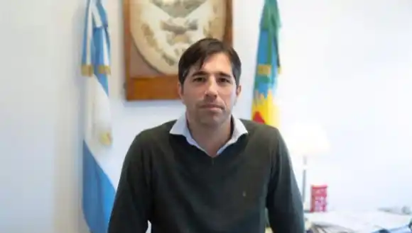 Franco Flexas, el Intendente radical de Viamonte que se le planta a Macri: "Le vamos a poner los puntos"