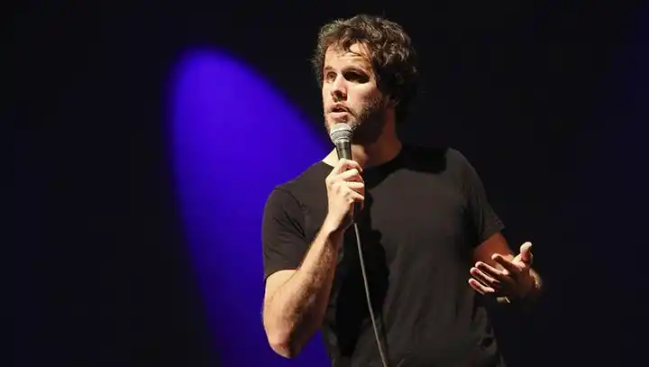 Nicolás de Tracy presenta Crónico