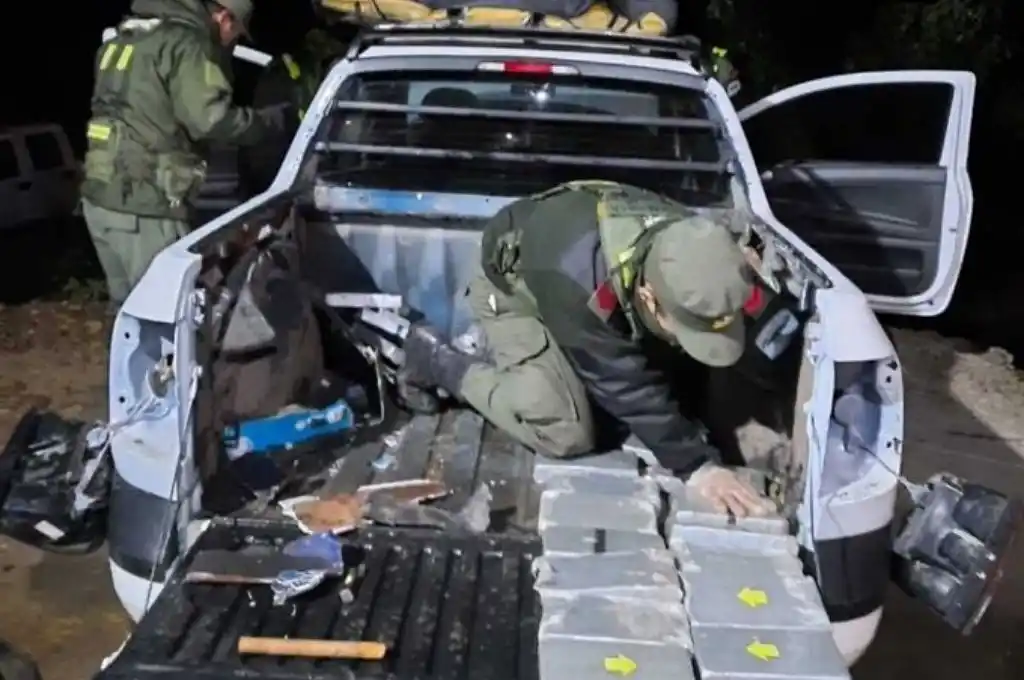 Salta: un hombre llevaba 101 kilos de cocaína en una camioneta