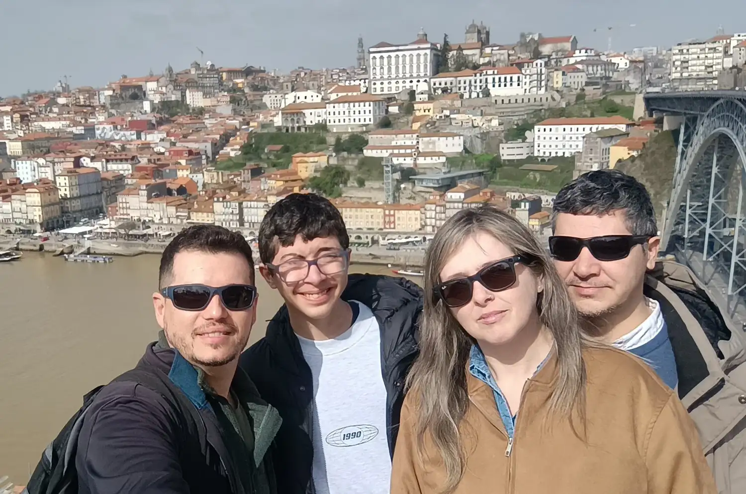 En Porto con Betiana Fiorotto, Martín e Iago Romero. Argentinos viviendo en Santiago de Compostela-.
