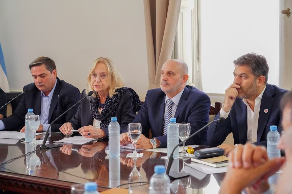 La presidenta de la Junta Electoral, Hilda Kogan
