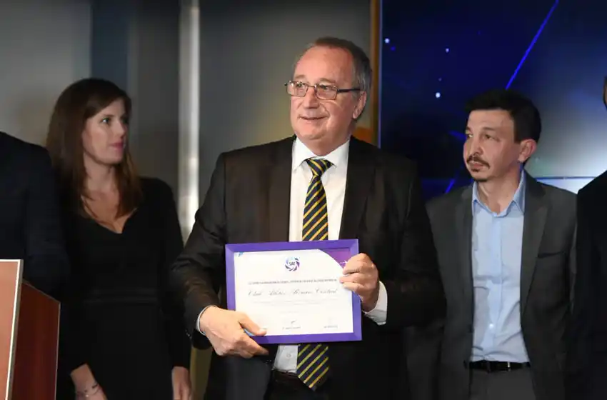 Por cumplir con todos los requisitos, Central fue distinguido por Superliga