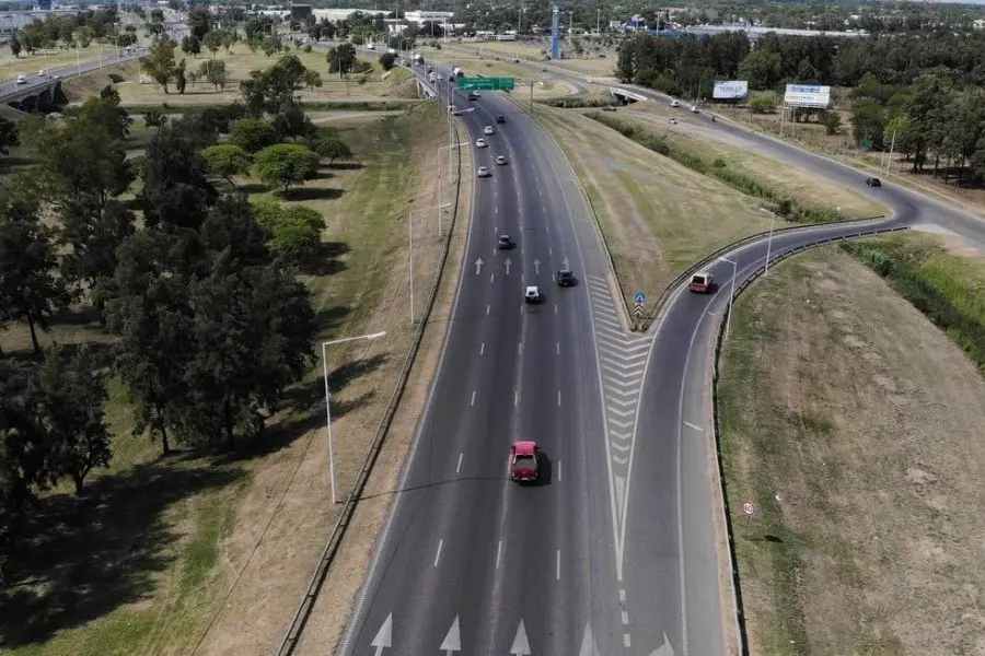 Finalmente instalaron radares fijos en la Avenida Circunvalación de Rosario