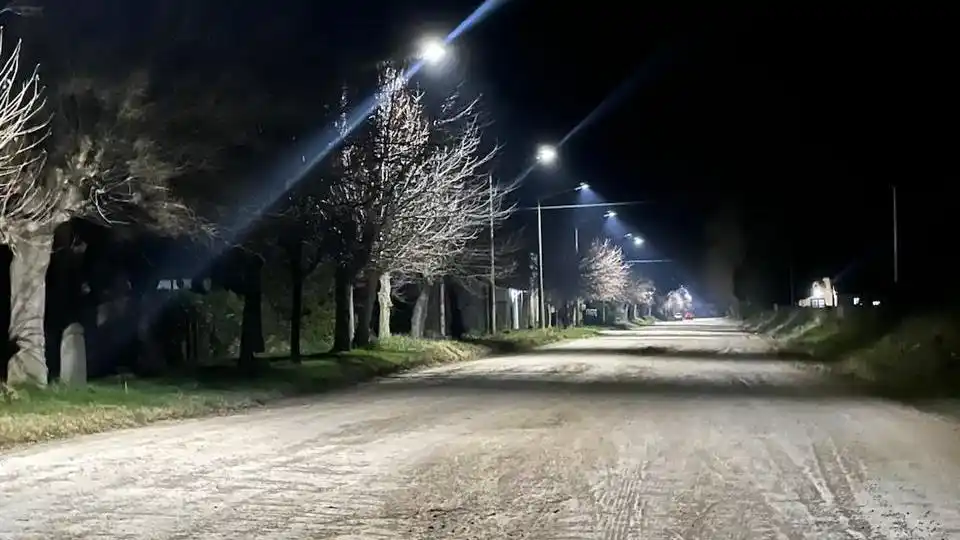 Restan. Colocar 300 luminarias