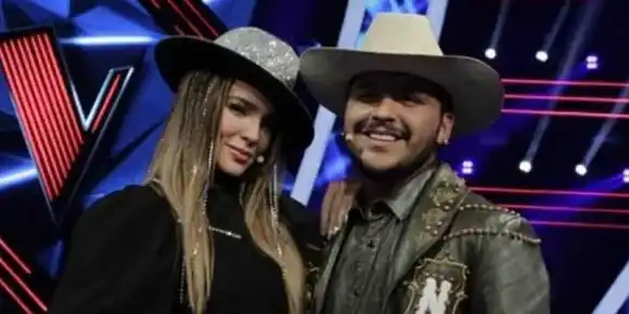 Belinda y Christian Nodal empalagan con su amor