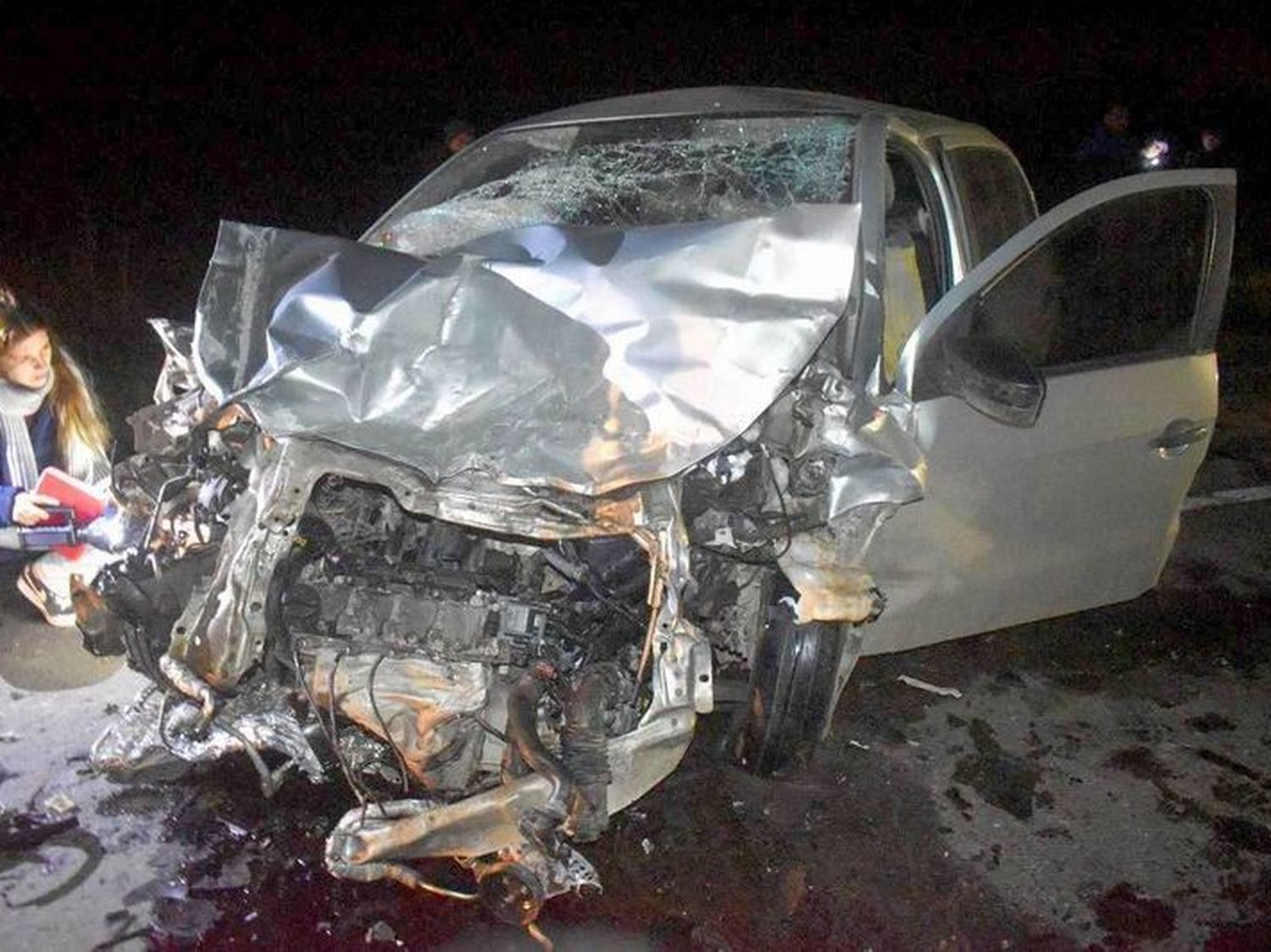 Una mujer murió tras la colisión entre dos autos