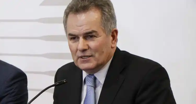 Bahía Blanca: Gay quiere que el gerente del puerto sea un funcionario local