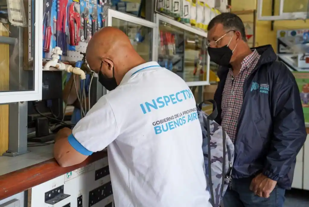 El Gobierno fiscaliza para  garantizar el abastecimiento  de materiales de la construcción