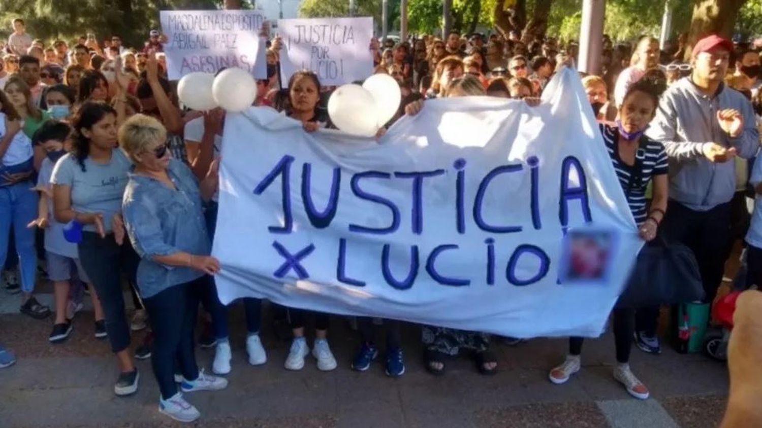 Así pedía ayuda vecina testigo de las golpizas al nene asesinado por su mamá y la novia