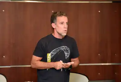 Gonzalo Berro, fundador y director creativo de Grupo Berro Branding.