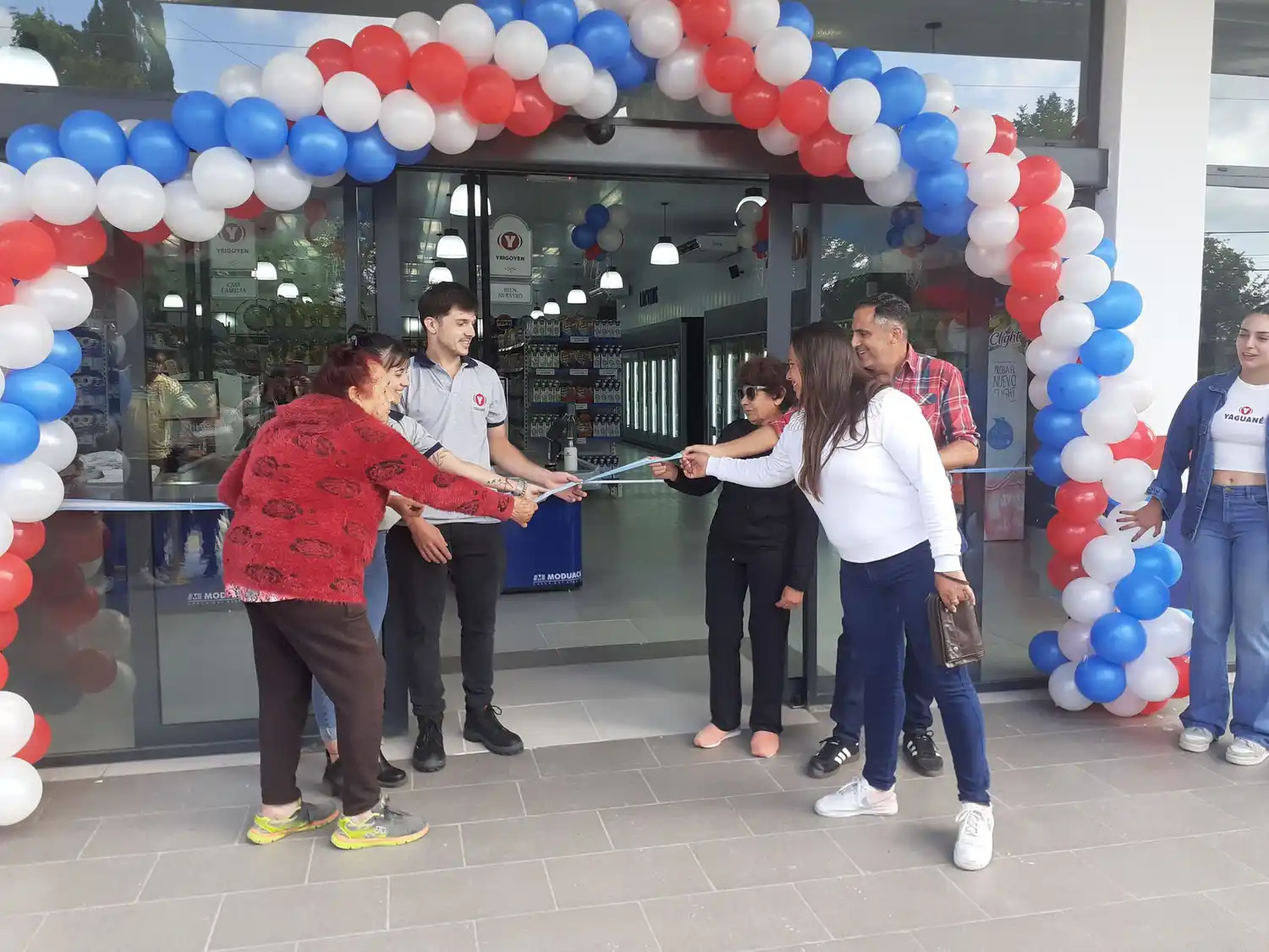 Inauguraron de la nueva sucursal de Supermercados Yaguané en barrio Buen Pastor