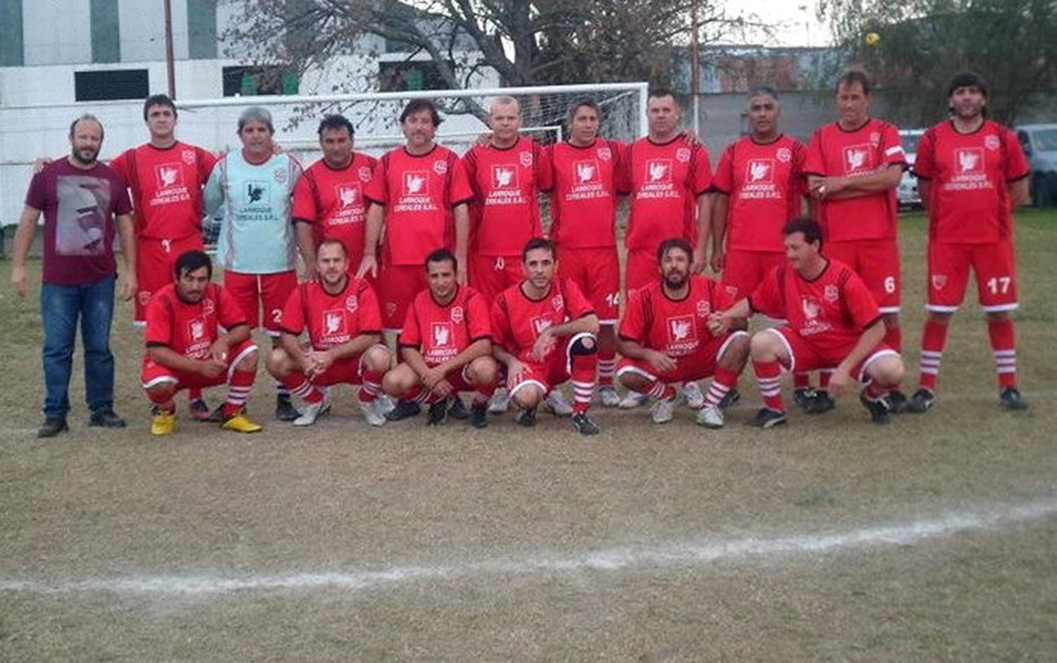 Amateur: Central Larroque contó hasta siete en Veteranos