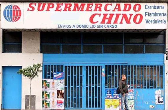 Informan que 500 dueños de supermercados chinos no pueden volver a Argentina por el coronavirus