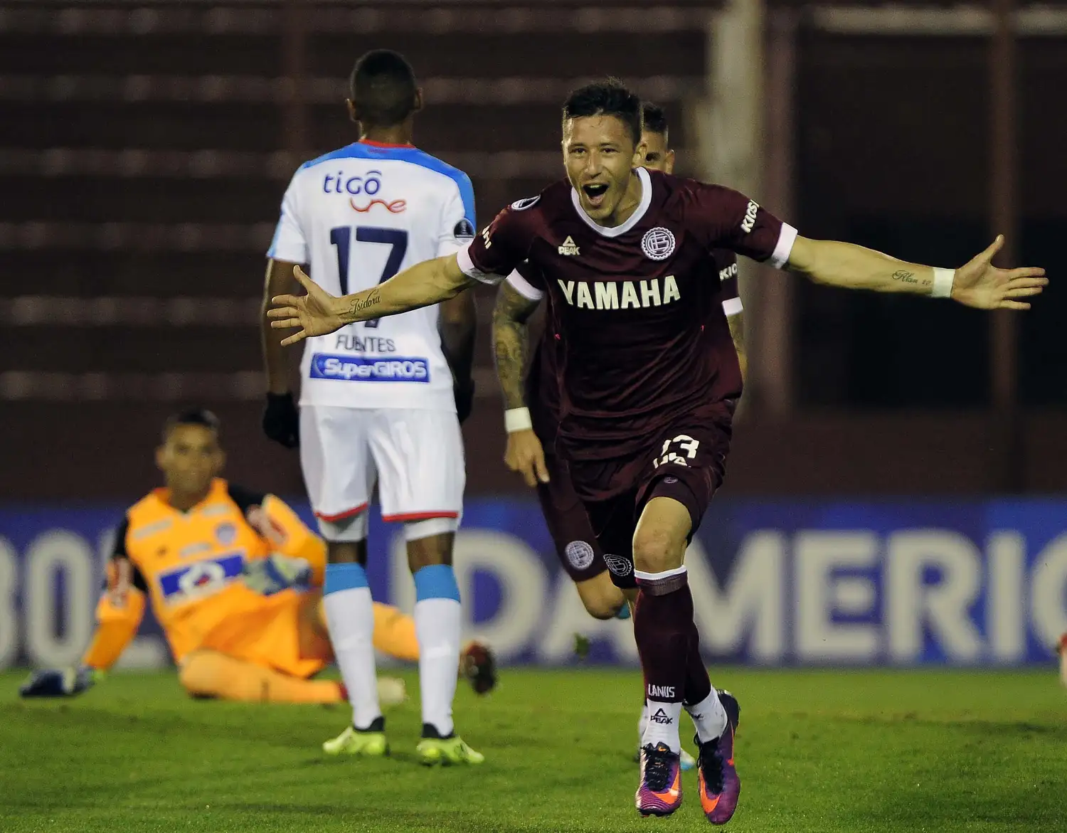 Lanús quiere hacer valer la ventaja lograda en casa