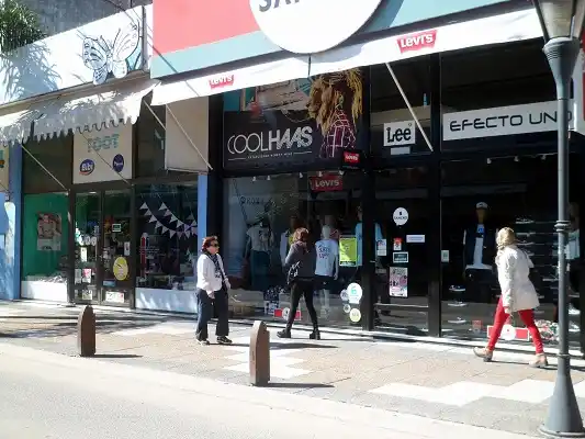 El Centro de Defensa Comercial advirtió una baja del 4% en las ventas