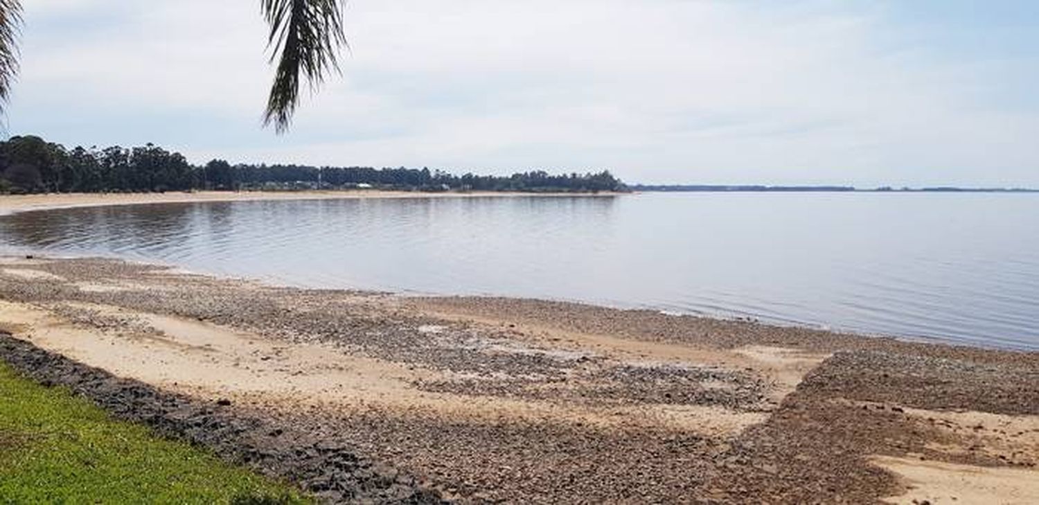 Salto Grande trabaja con municipios para  preparar la temporada de verano