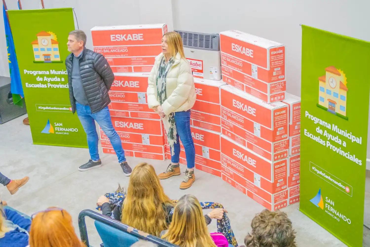 Falta de gas: El municipio de San Fernando entregó 200 estufas para ayudar a 70 escuelas que dependen de Provincia