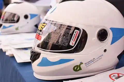 Durante 2019 la Provincia entregó más de 1200 cascos homologados