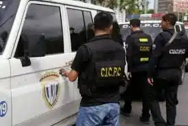 ¡ESPANTOSO! Joven le clavó un pico en el ojo a su abuela porque lo sorprendió robando