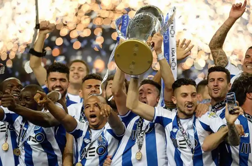 El Porto salió campeón y festejó al ritmo de Los Palmeras