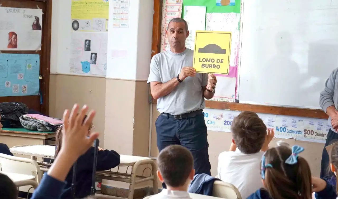 Seguridad Vial en las escuelas: Las charlas del Observatorio llegaron al Capuchinos