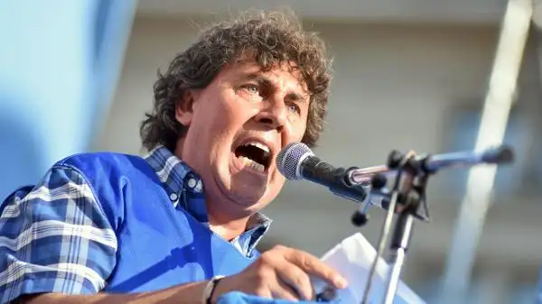 La CTA presiona a la CGT para declarar un paro nacional si Macri veta la ley de Ganancias
