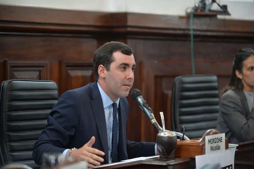 Polémica por el doble rol: un concejal platense se suma al gabinete de Jorge Macri en la Ciudad pero seguirá en su banca
